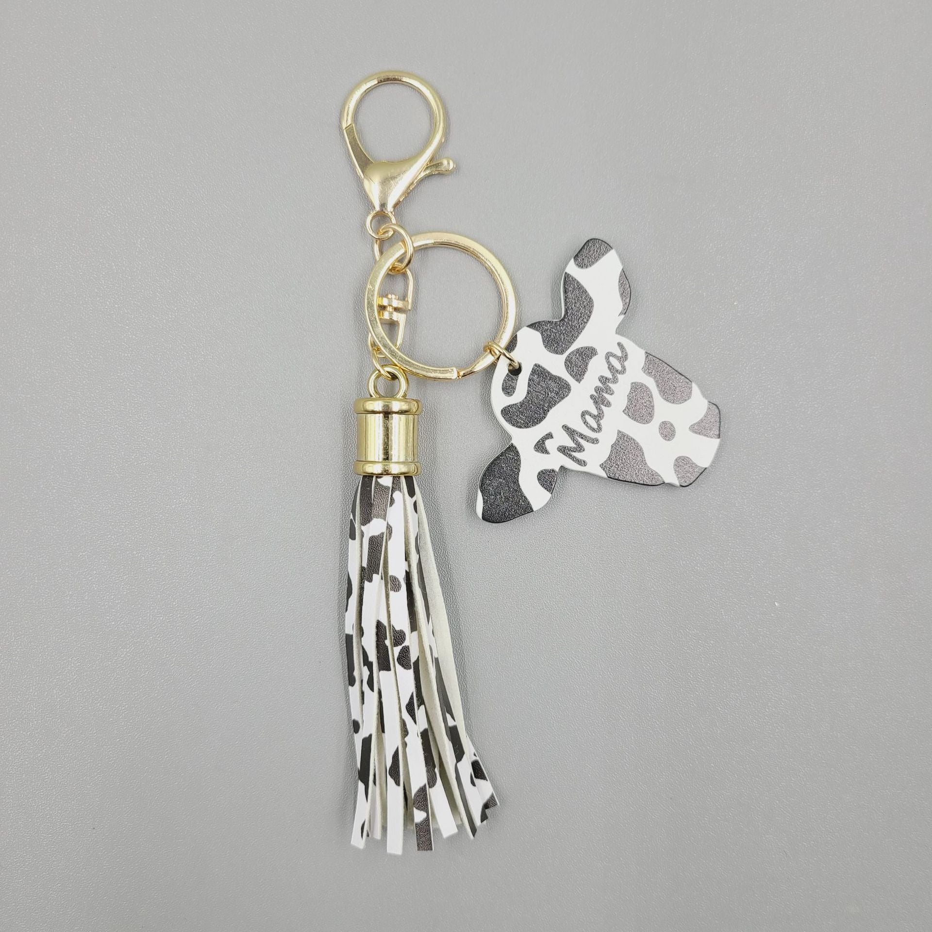 Wholesale 10PCS Wooden Cow Brand Cow Pendant MAMA Leather Tassel Keychain